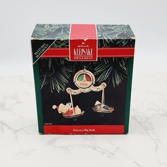 Hallmark Keepsake Ornament Fun on a Big Scale 1992 Santa Hamster Candy Moves VTG - Picture 9 of 10